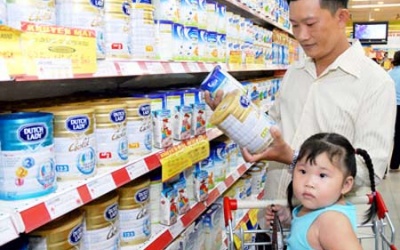 Bộ Tài chính: Sẽ không để doanh nghiệp kinh doanh sữa 'lách luật'